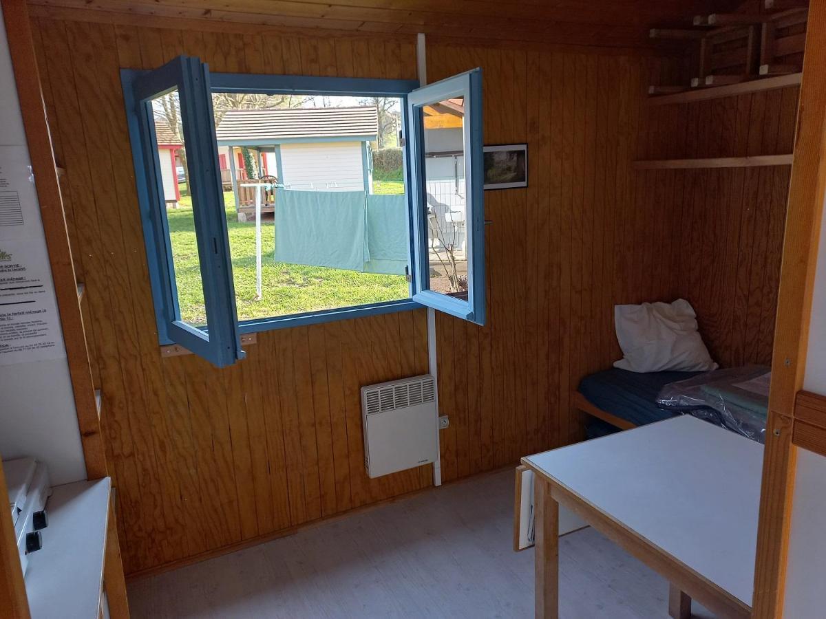Camping Les Feuilles Chauffailles מראה חיצוני תמונה