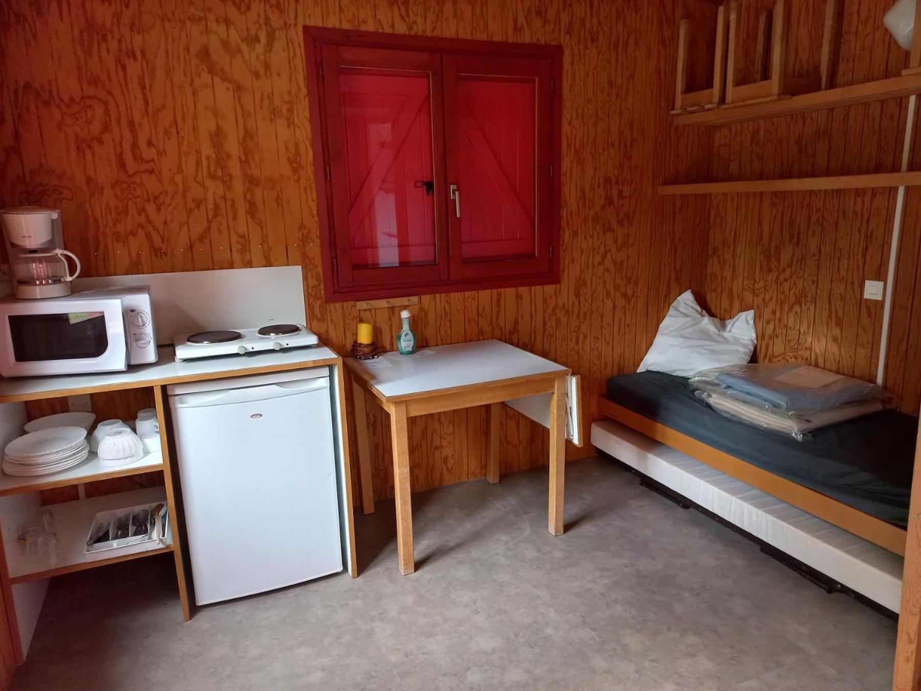 Camping Les Feuilles Chauffailles מראה חיצוני תמונה